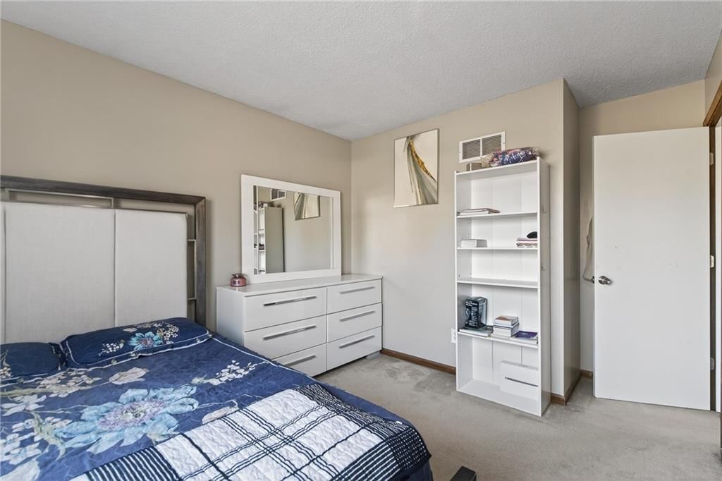 7921 Yecker Street — photo 19