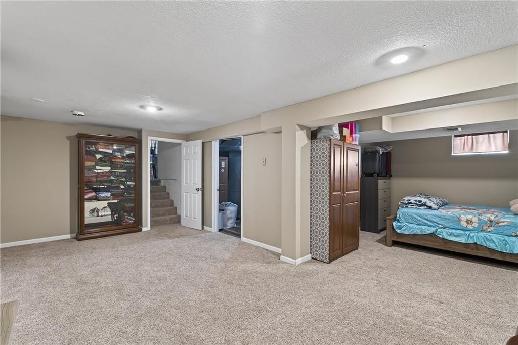 7921 Yecker Street — photo 25