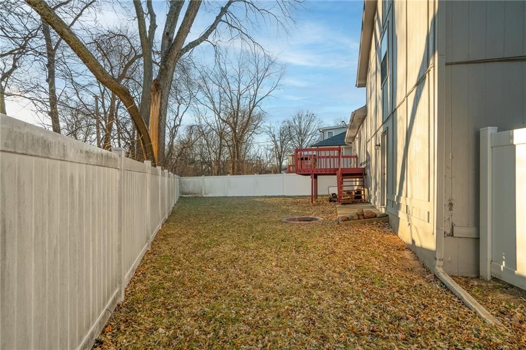 7921 Yecker Street — photo 29