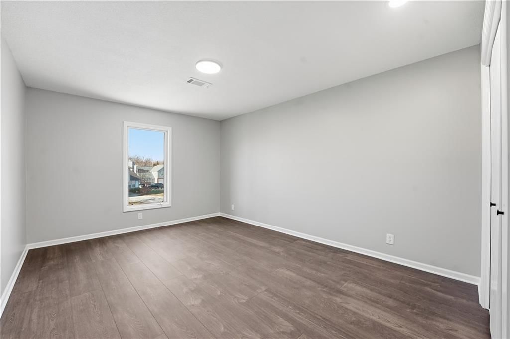 11629-11631 Garnett Street — photo 15