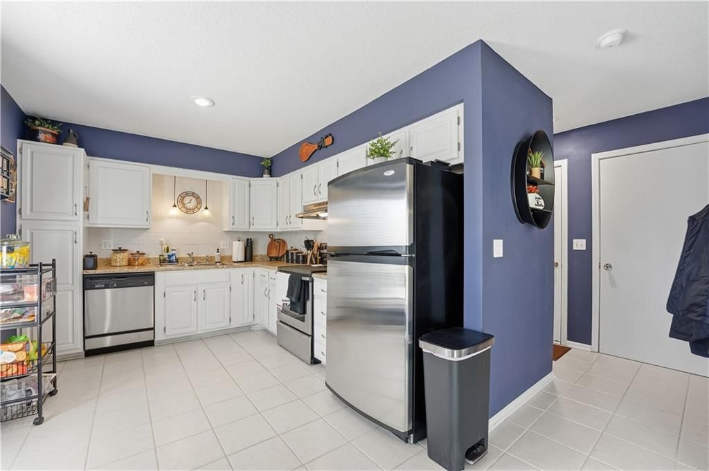11629-11631 Garnett Street — photo 35