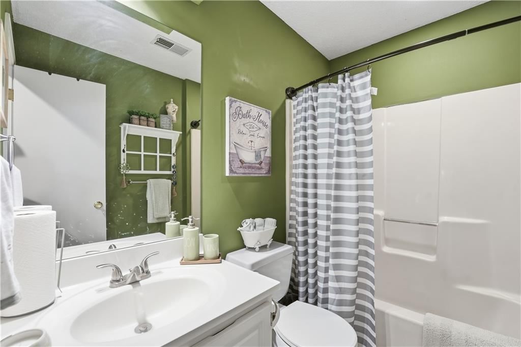 11629-11631 Garnett Street — photo 44