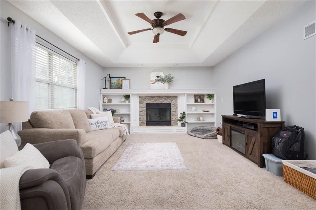 1449 NW Yankee Drive — photo 4