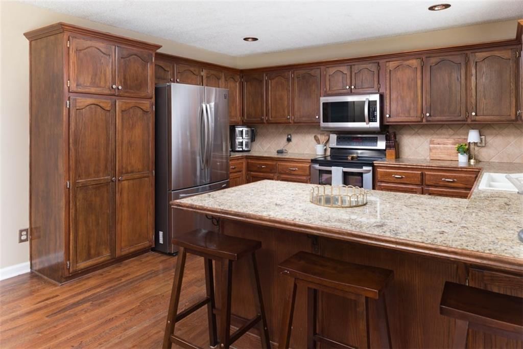 1449 NW Yankee Drive — photo 10