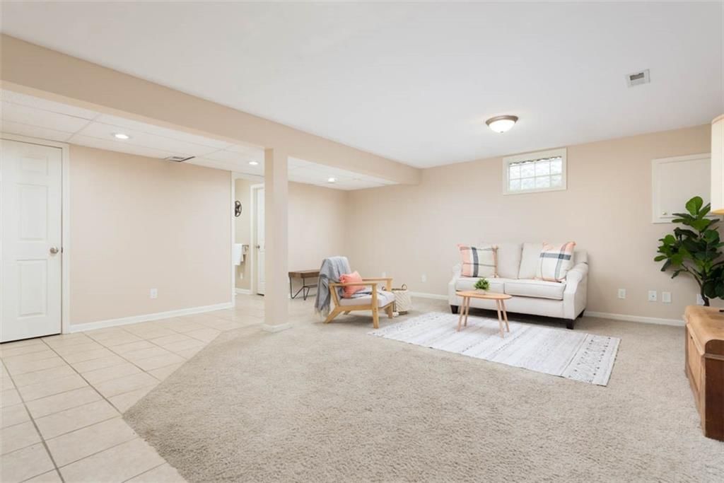 1449 NW Yankee Drive — photo 23