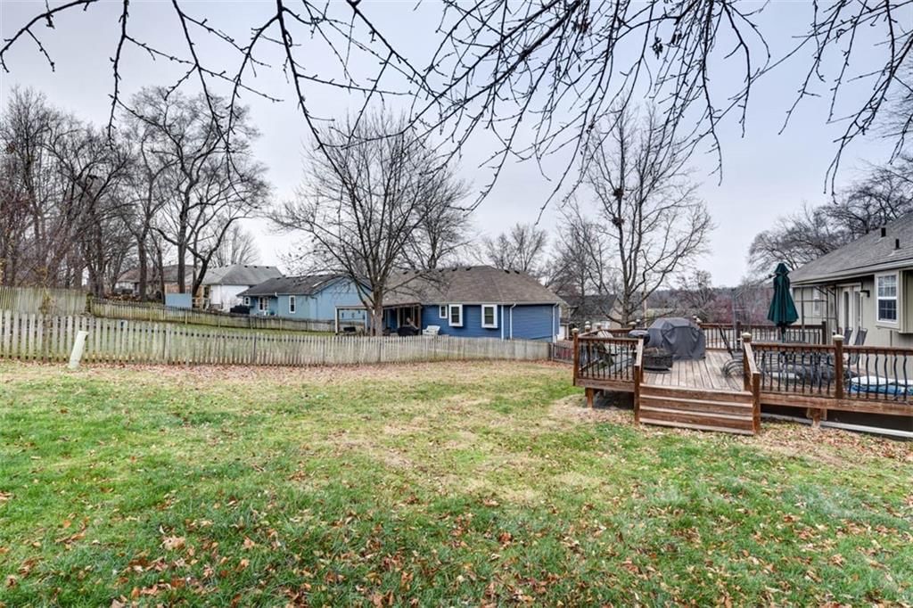 1449 NW Yankee Drive — photo 30