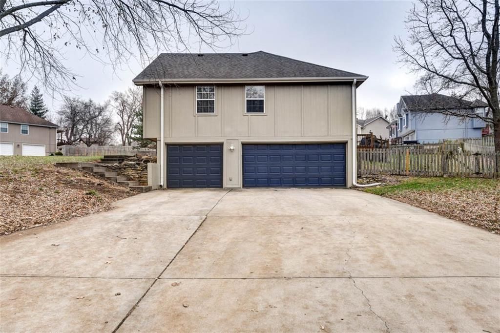 1449 NW Yankee Drive — photo 35