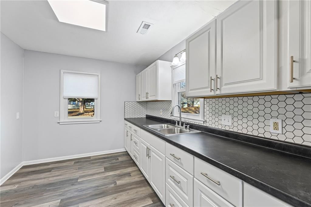 909 S Maple Street — photo 9