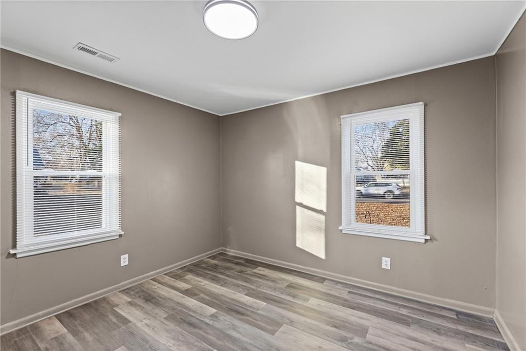 909 S Maple Street — photo 11