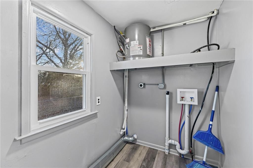 909 S Maple Street — photo 16