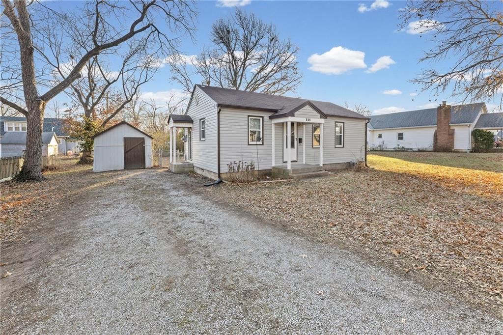 909 S Maple Street — photo 22