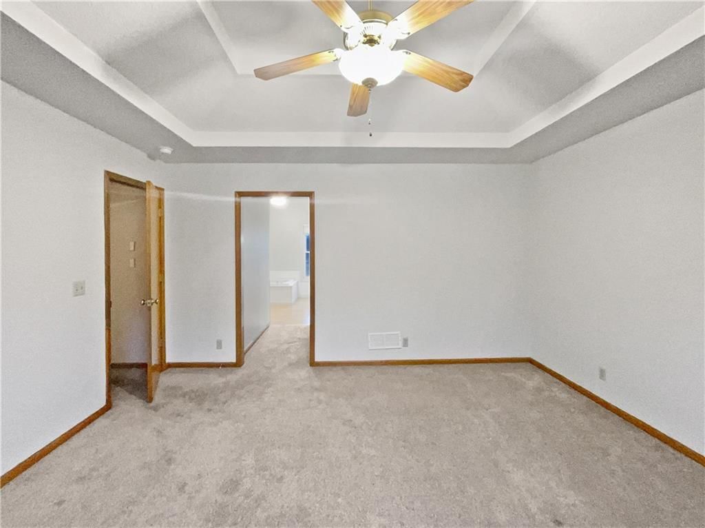 4705 Creek Side Lane — photo 9