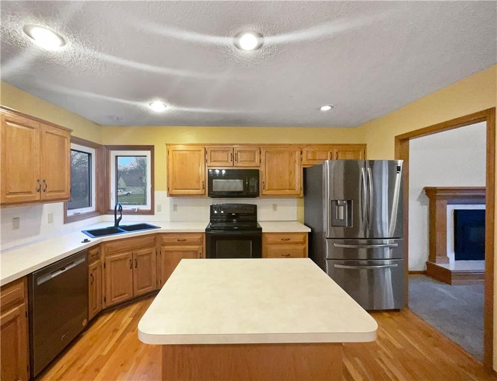 4705 Creek Side Lane — photo 12