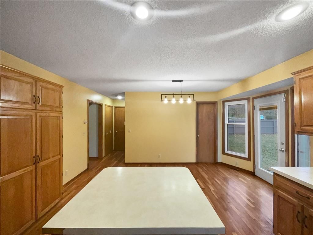 4705 Creek Side Lane — photo 14
