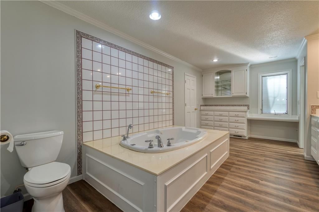 1401 E Oxford Place — photo 28