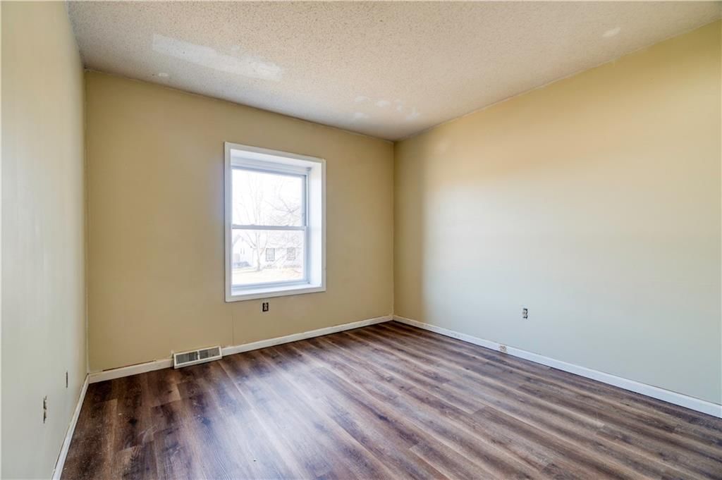 1401 E Oxford Place — photo 35