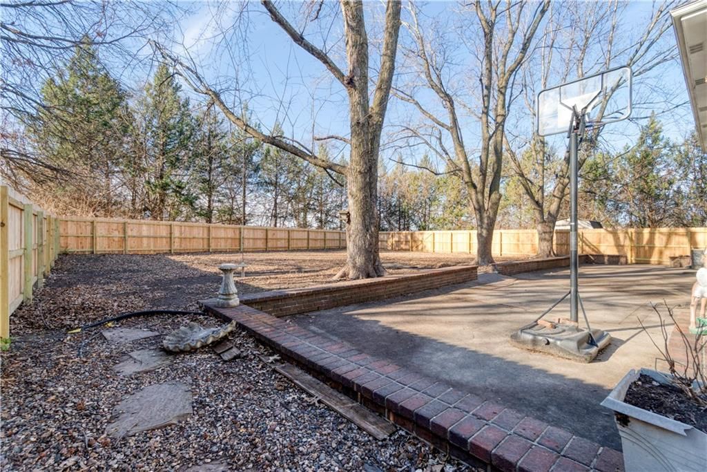 1401 E Oxford Place — photo 45