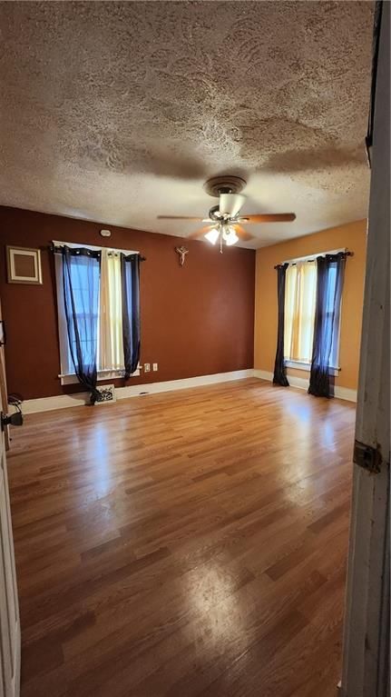 241 N 17 Street — photo 23