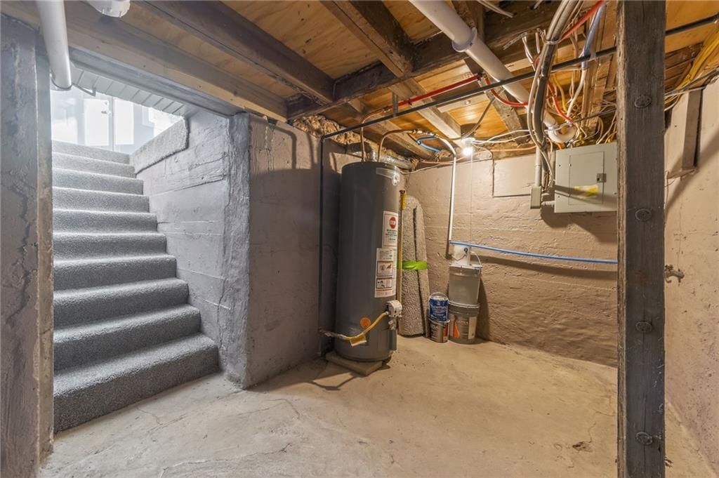 127 S Neconi Avenue — photo 29