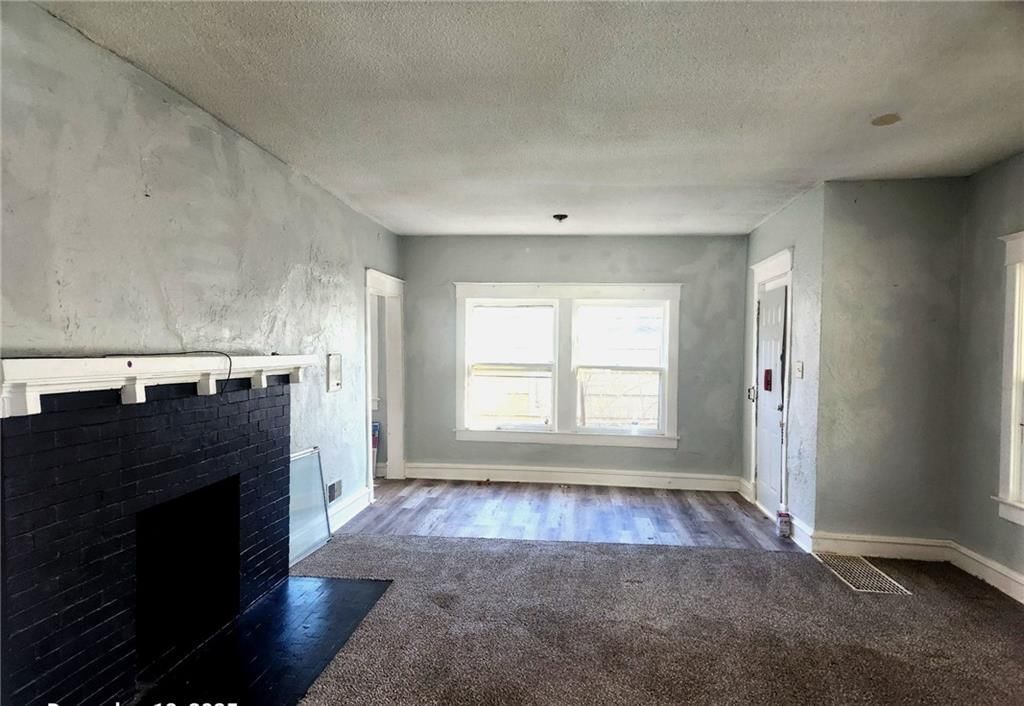 1816 E 75th Terrace — photo 4