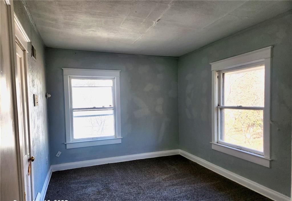 1816 E 75th Terrace — photo 12