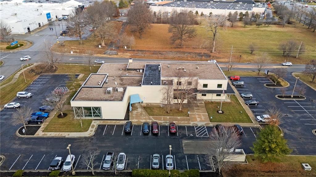 700 NE R D Mize Road — photo 15