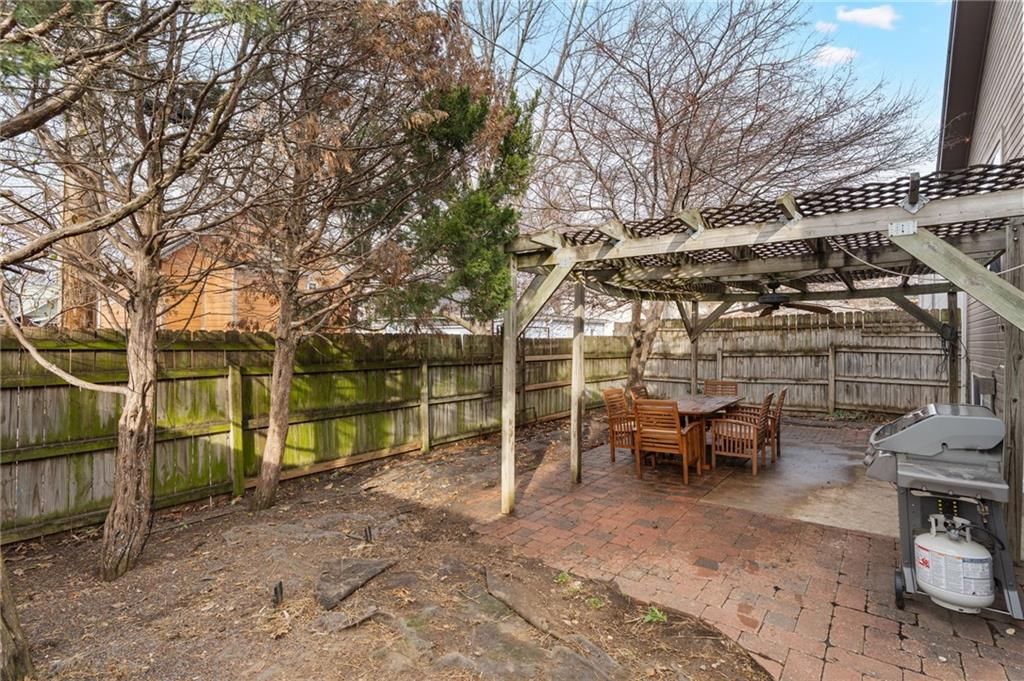 4528 Genessee Street — photo 30