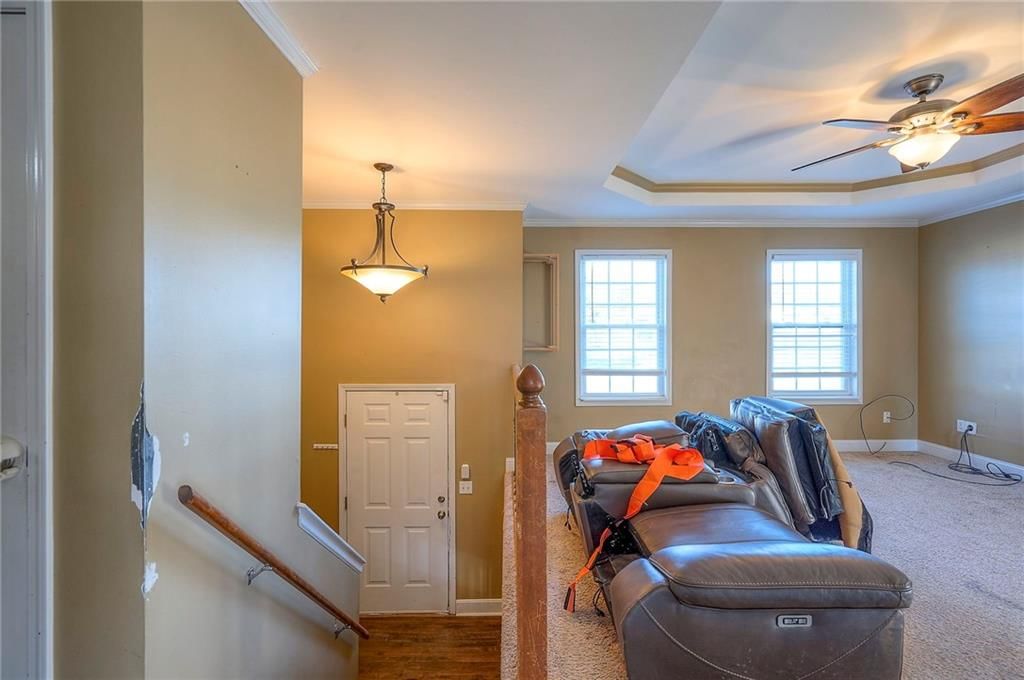 303 SE Bent Tree Drive — photo 5