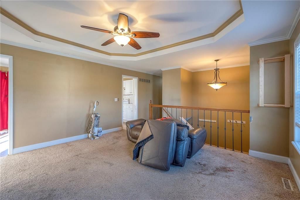 303 SE Bent Tree Drive — photo 10