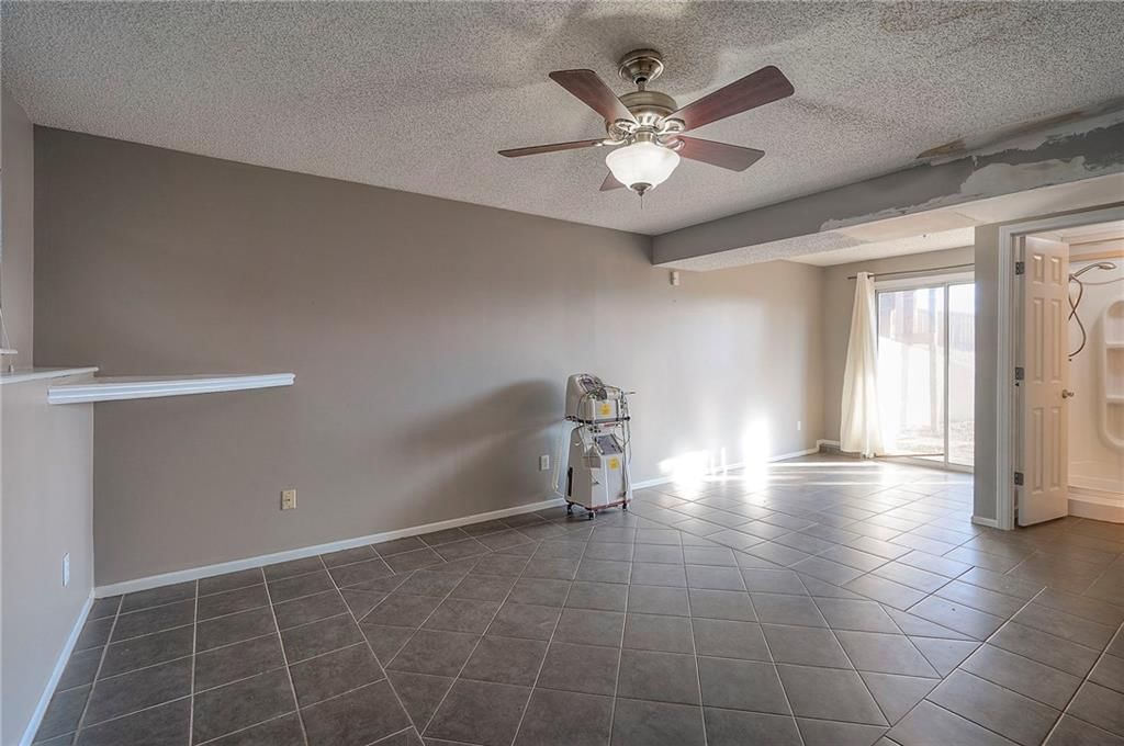 303 SE Bent Tree Drive — photo 25