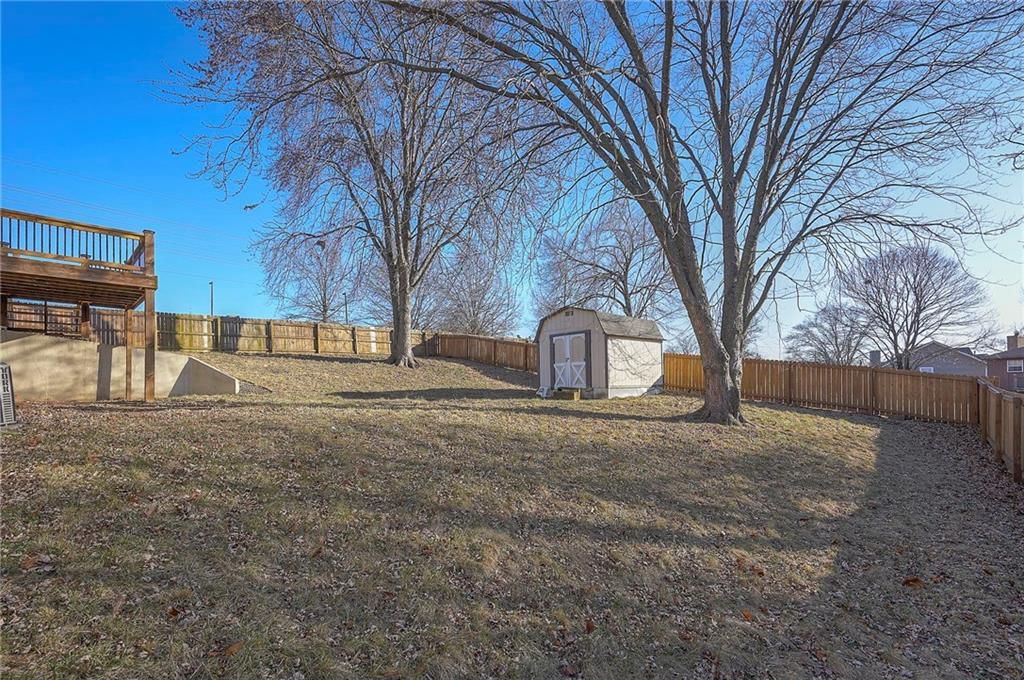 303 SE Bent Tree Drive — photo 30