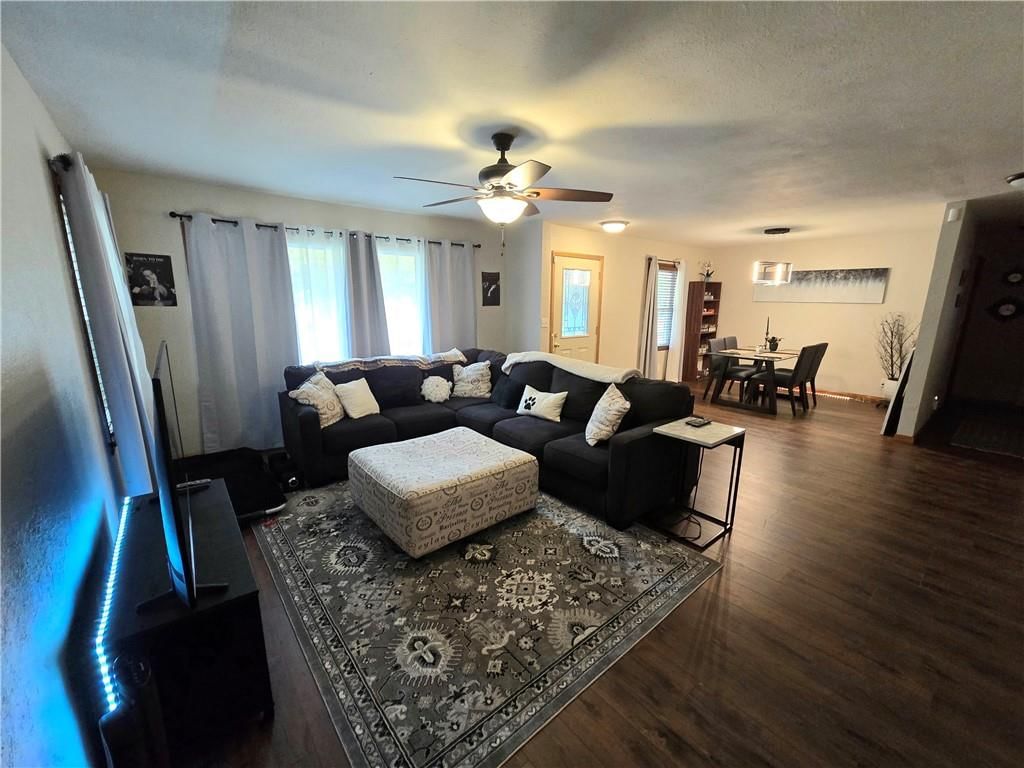236 S Grand Ave Avenue — photo 5