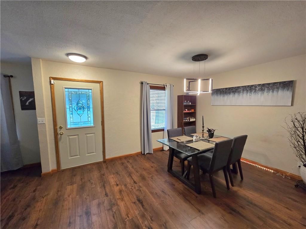 236 S Grand Ave Avenue — photo 6
