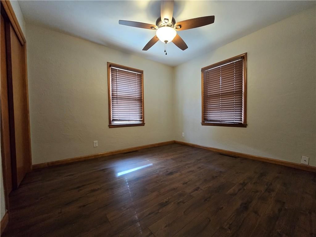 236 S Grand Ave Avenue — photo 7