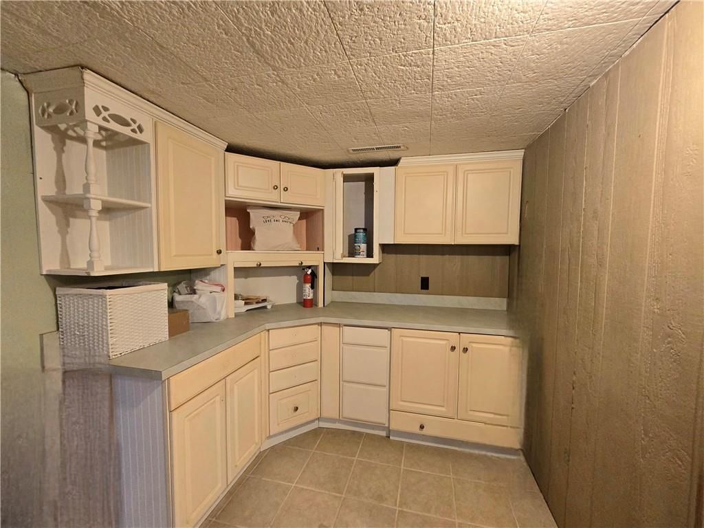 236 S Grand Ave Avenue — photo 18