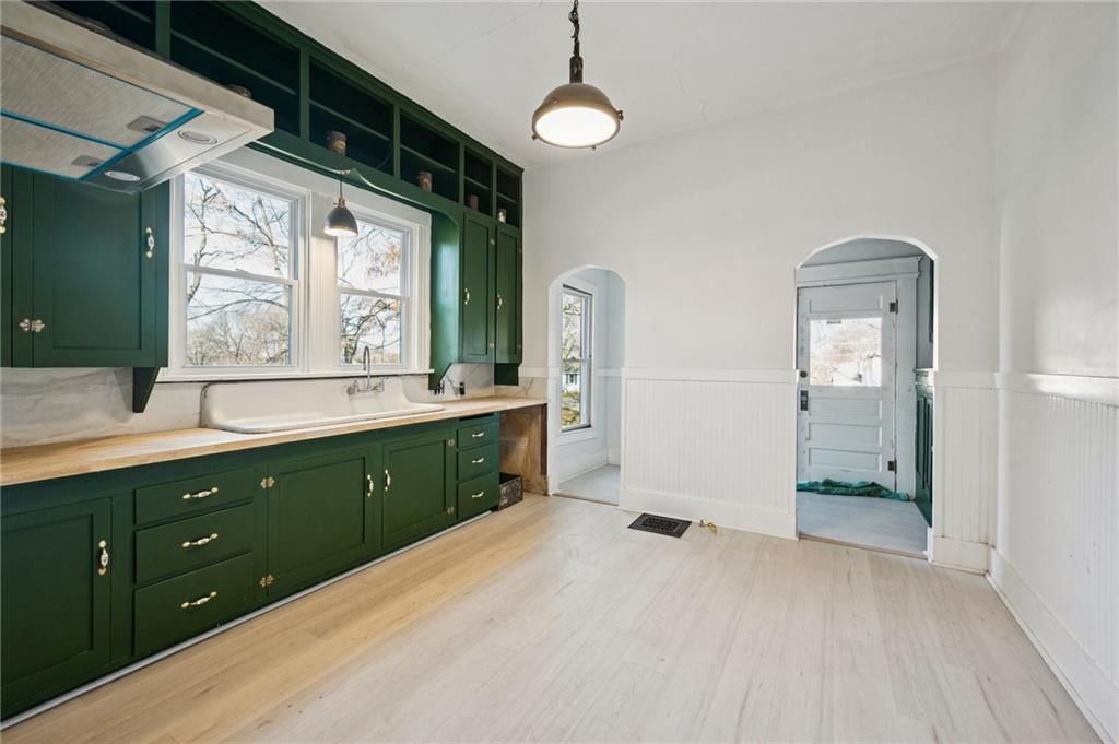 1304 E Pine Street — photo 12