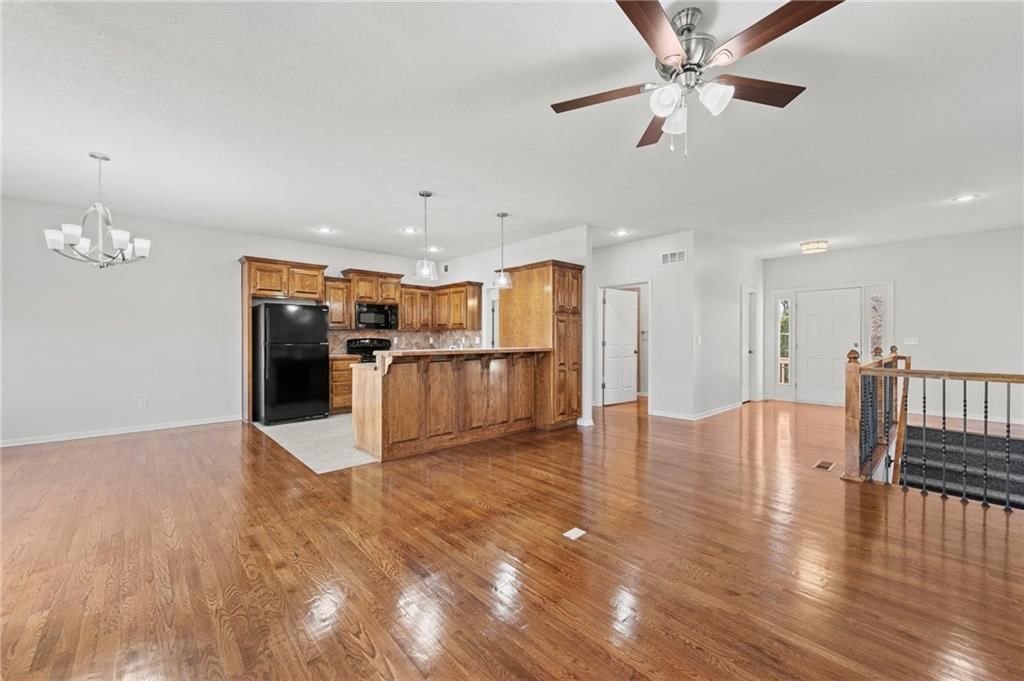 5425 N 102nd Street — photo 7