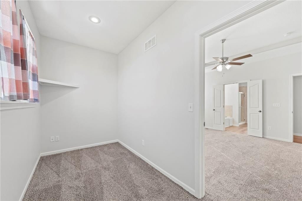 5425 N 102nd Street — photo 19