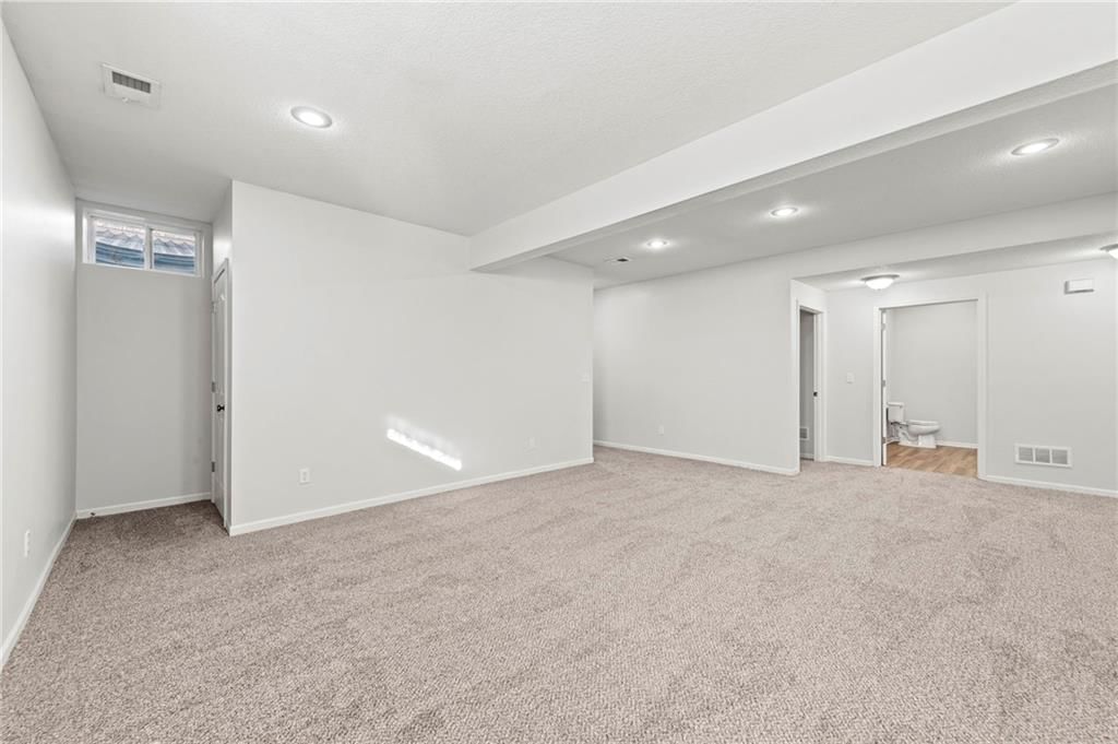 5425 N 102nd Street — photo 27