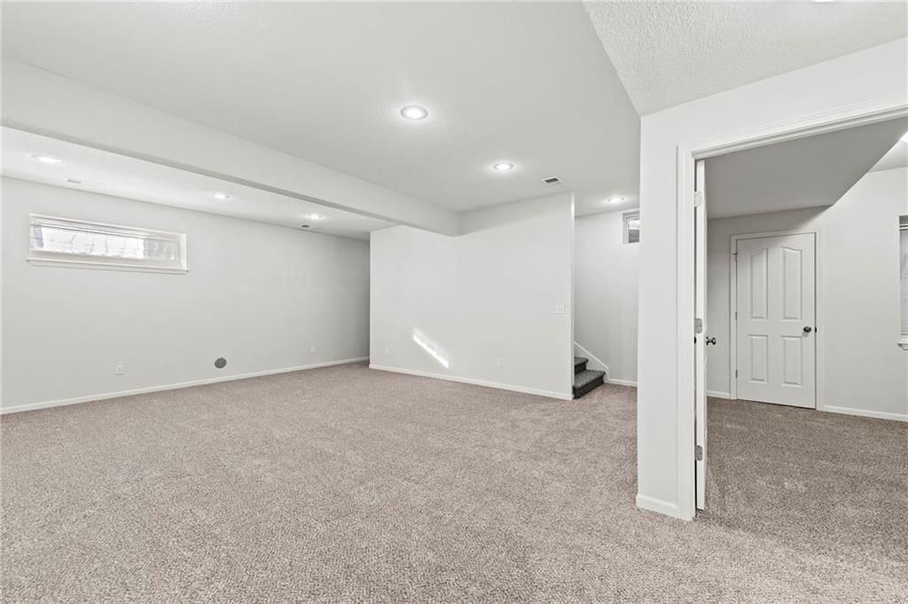 5425 N 102nd Street — photo 28