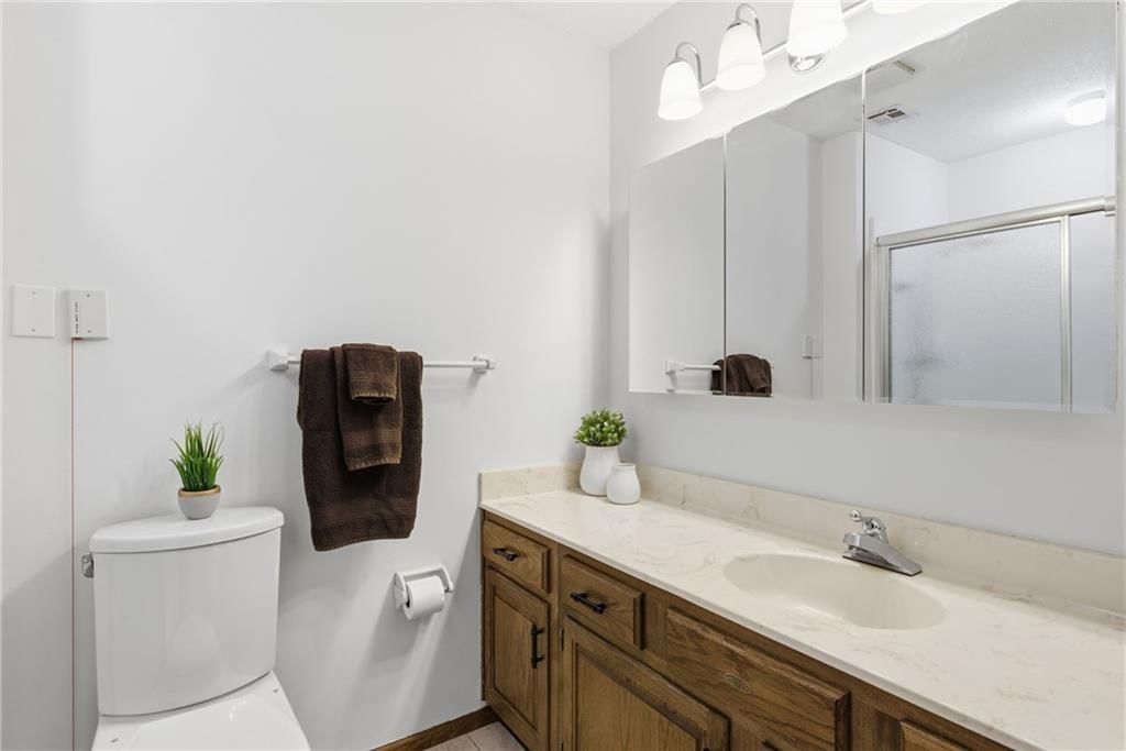 1412 W Stone Boulevard — photo 28
