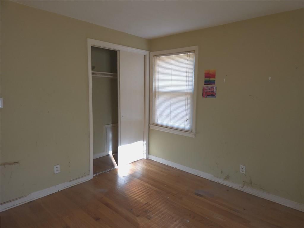 9107 Charlotte Street — photo 8