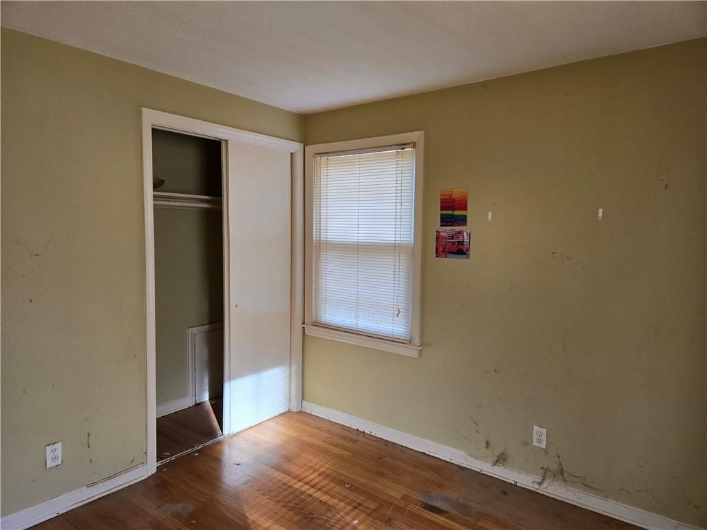9107 Charlotte Street — photo 10