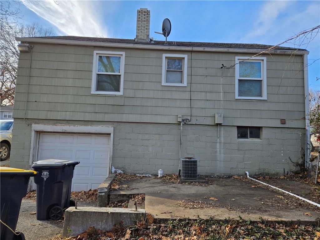 9107 Charlotte Street — photo 13