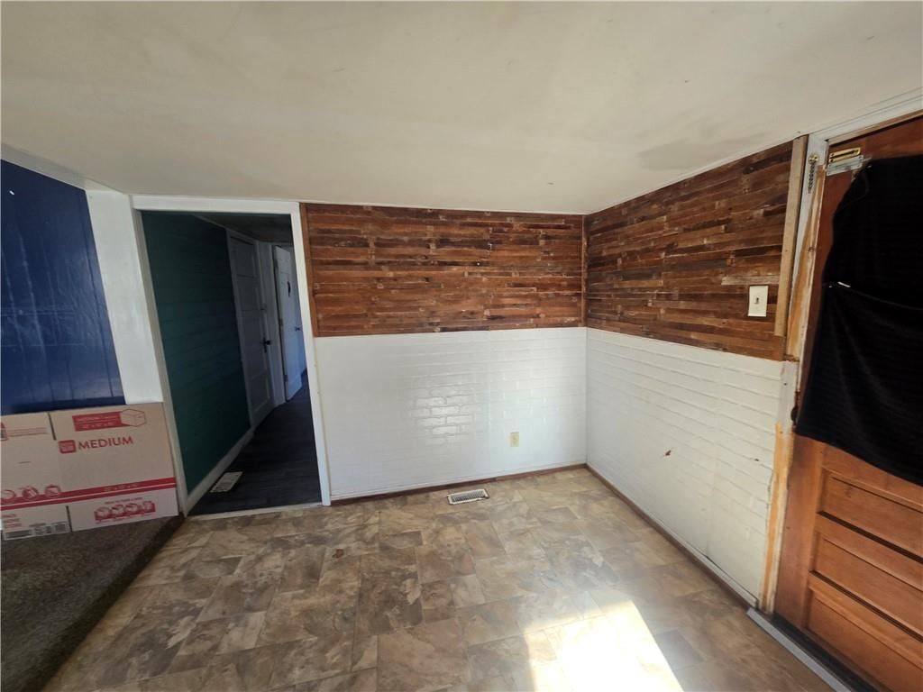 412 N Folger Street — photo 12