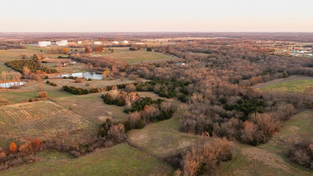 00000 Lonestar Road, Paola, KS