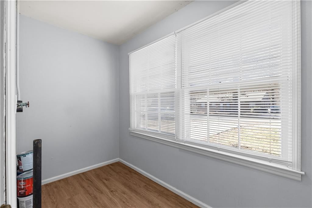 1929 S Crescent Avenue — photo 11