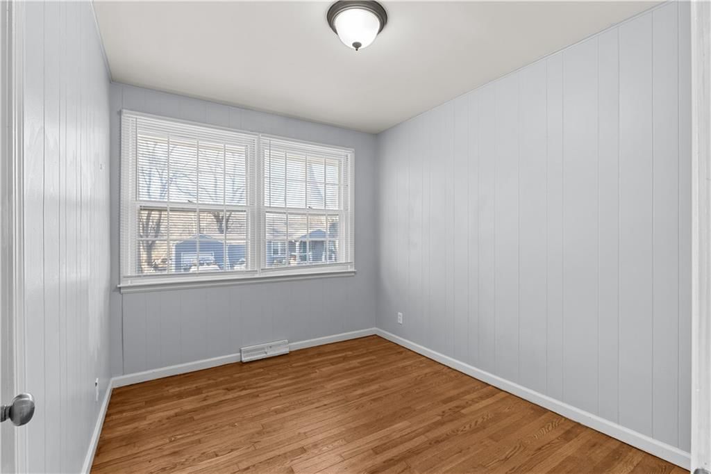 1929 S Crescent Avenue — photo 15