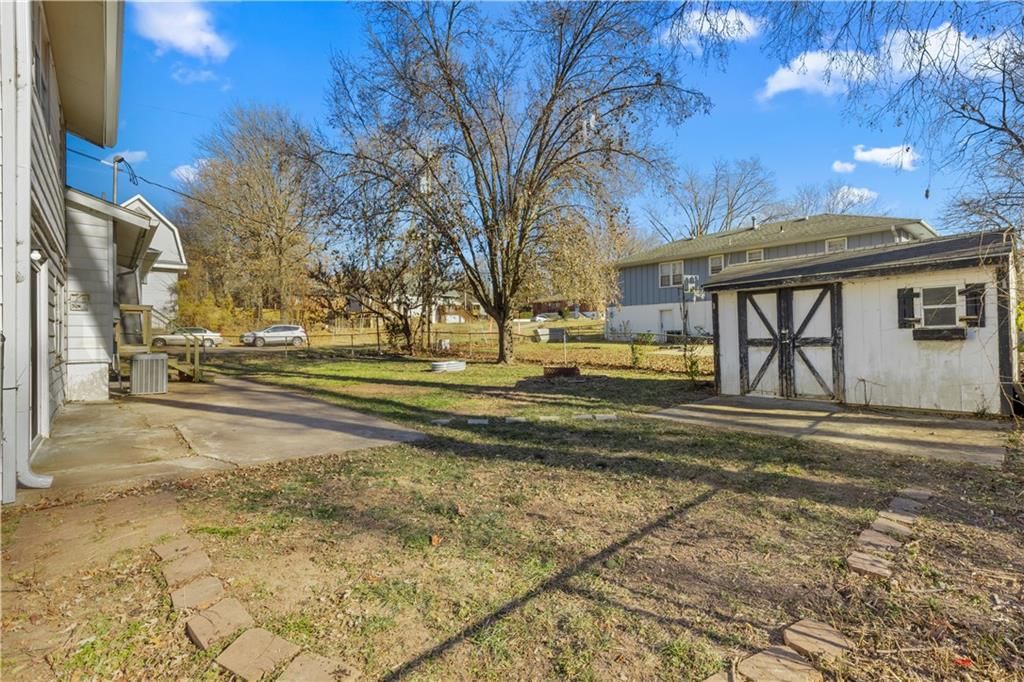 1929 S Crescent Avenue — photo 17