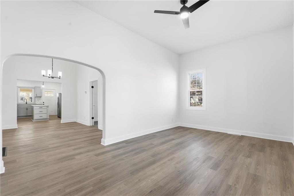 543 Buttinger Place — photo 7